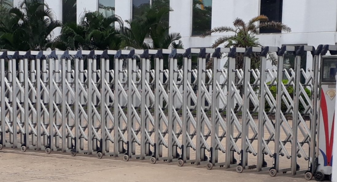 sửa cổng xếp tại củ chi