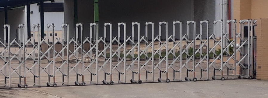 sửa cổng xếp khu công nghệ cao 